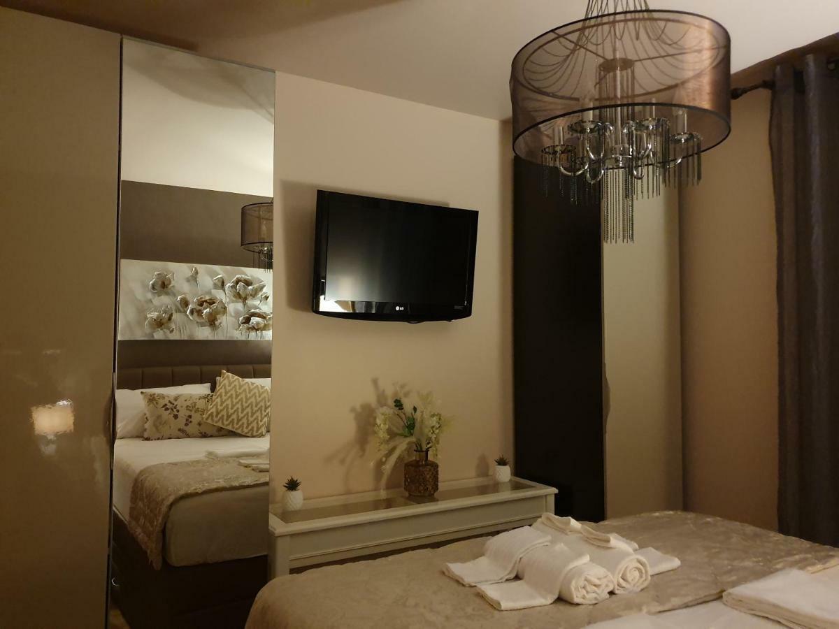 "Monte Paradiso" - Marine And Sea View, Free Parking Pula Exterior foto